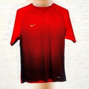 Nike dry fit T-shirt size large